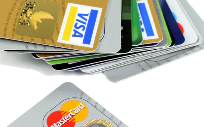 Os 15 melhores cartões de crédito sem anuidade de 2023